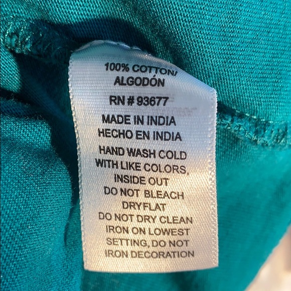 Green stones around U neck - Picture 3 of 4